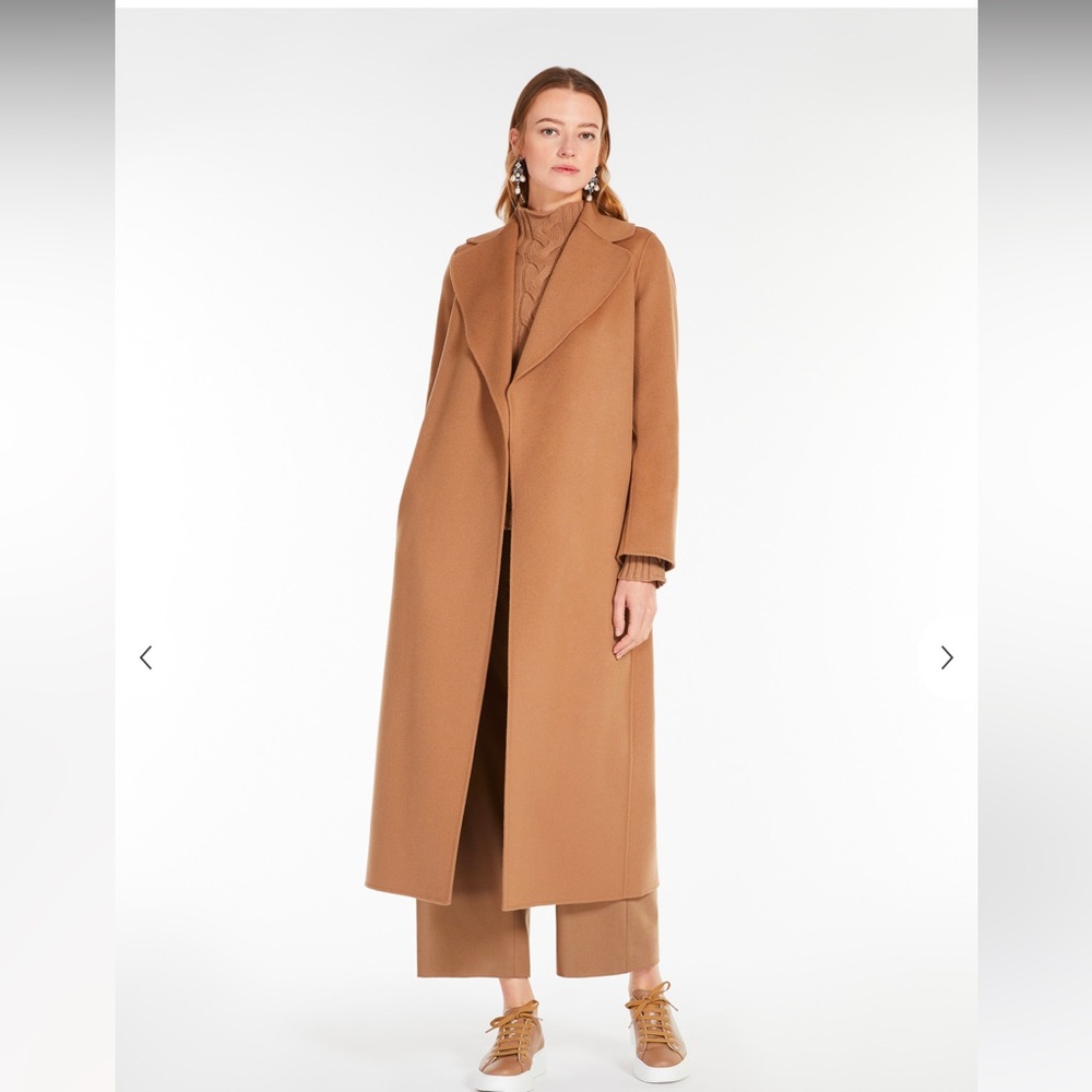 NWT! Luxurious Max Mara Wool Coat With Belt. Signature camel color. - Picture 5 of 10